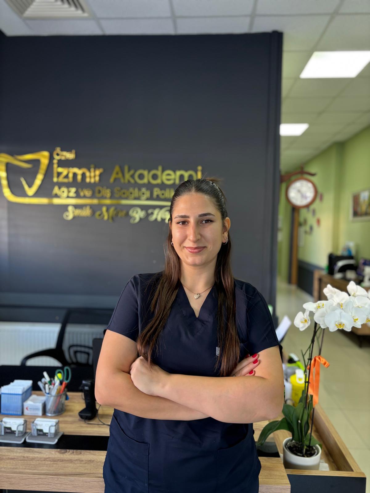 Dental Assistant / Hilal BOĞA