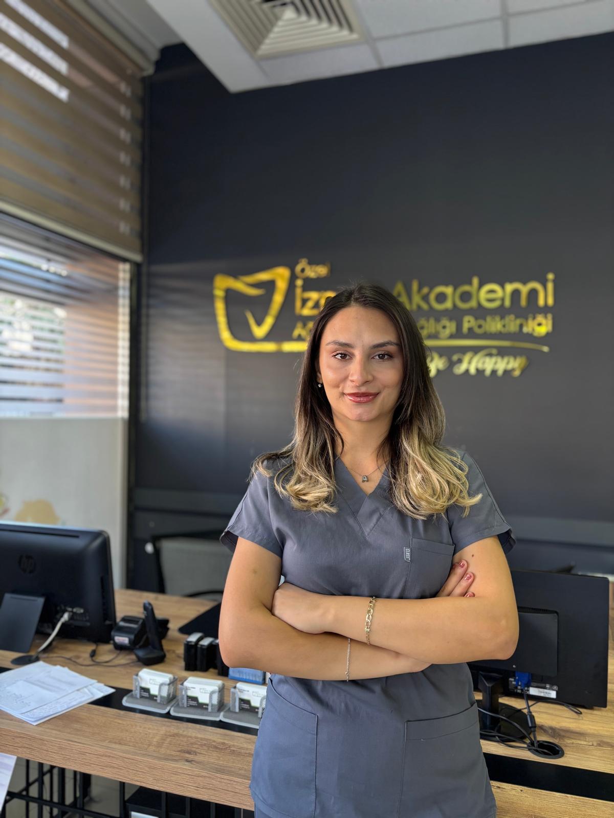 Dental Assistant / Aysel   Damla   KURU   